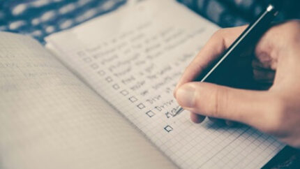 Creating a moving checklist