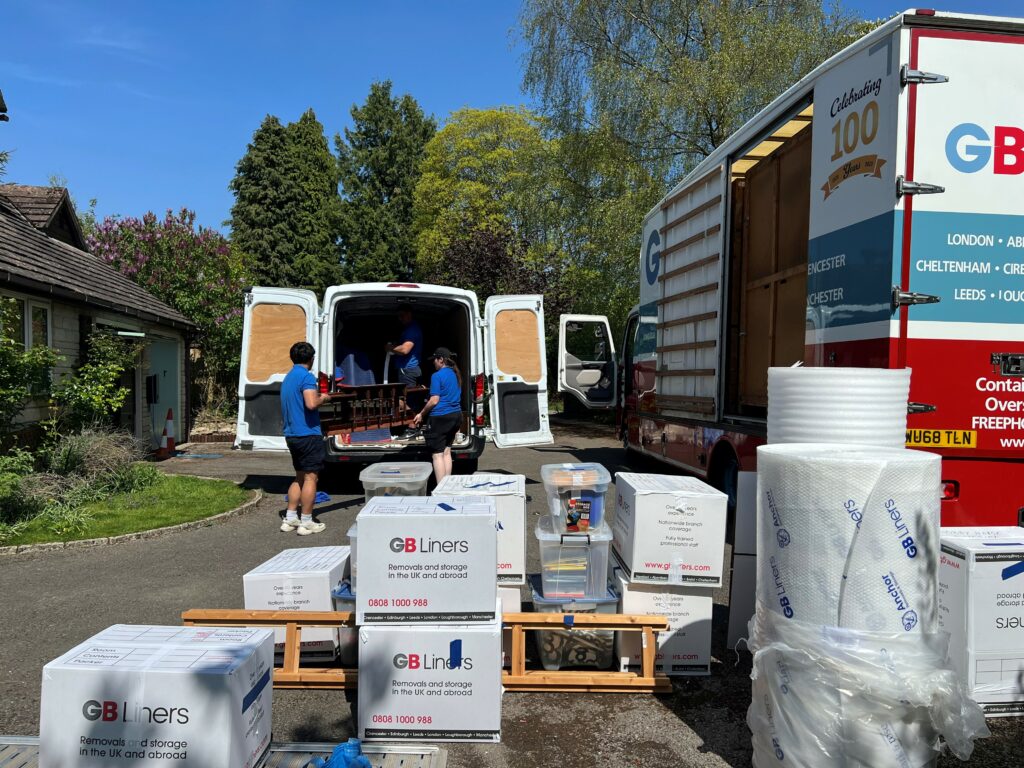 Our professional Moving Team